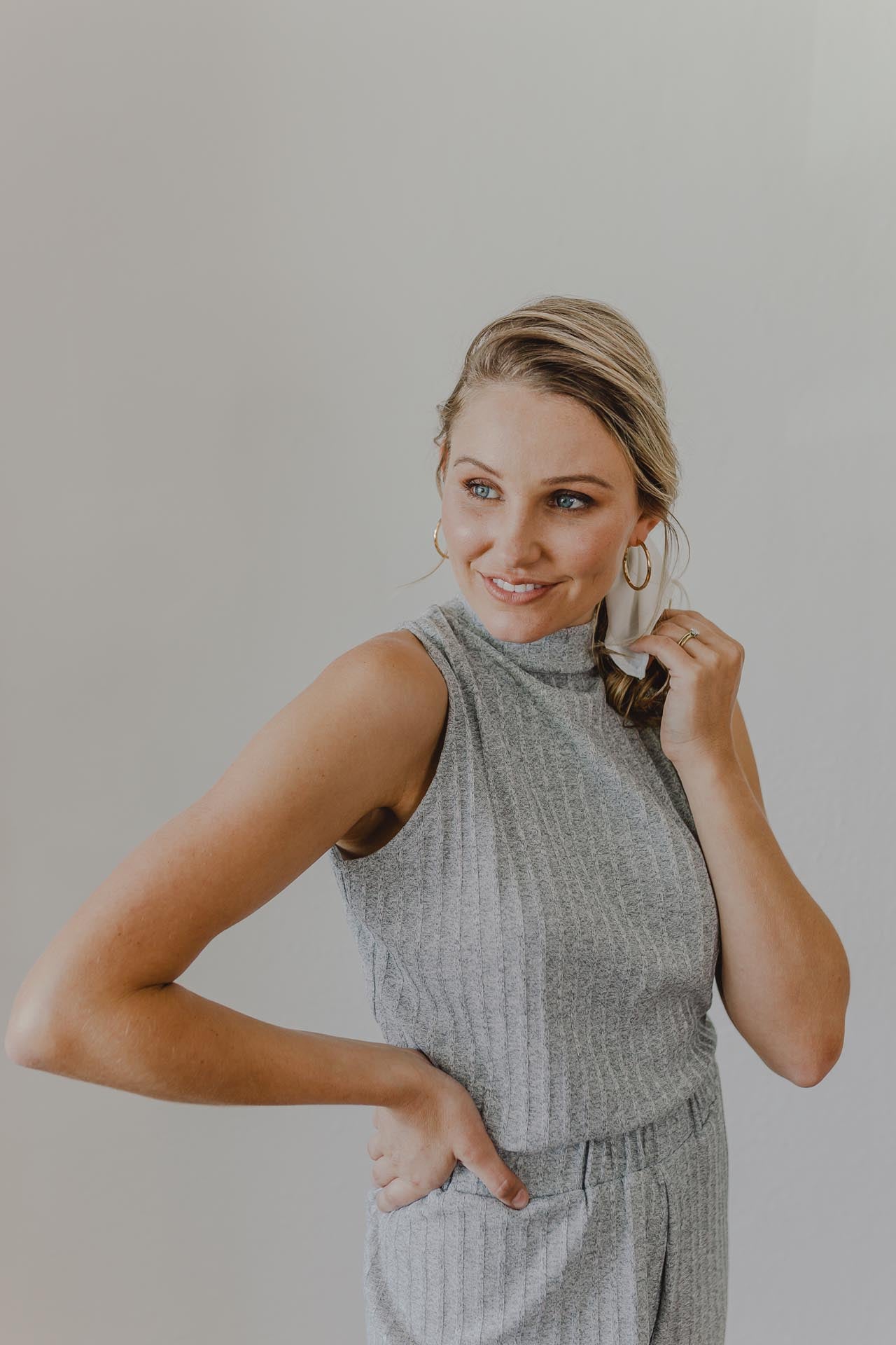 Lounge Sleeveless Top (Light Grey)
